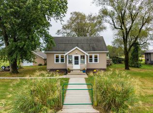 7303 E 400 S, Columbus, IN 47203