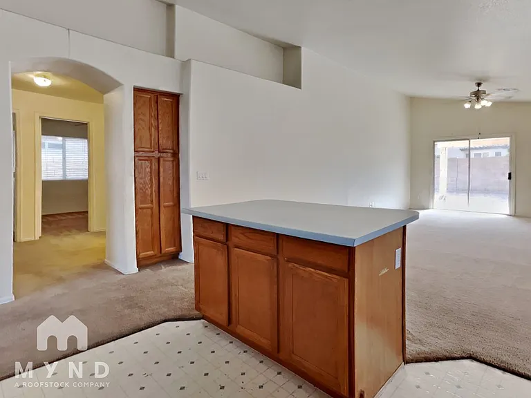 5035 W Ponderosa Ln — Photo 8