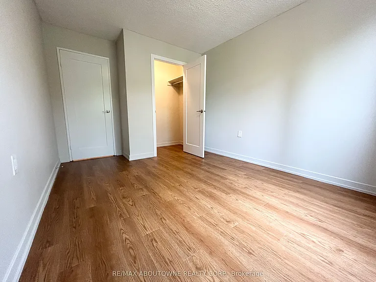 82 Millside Dr #105 — Photo 14