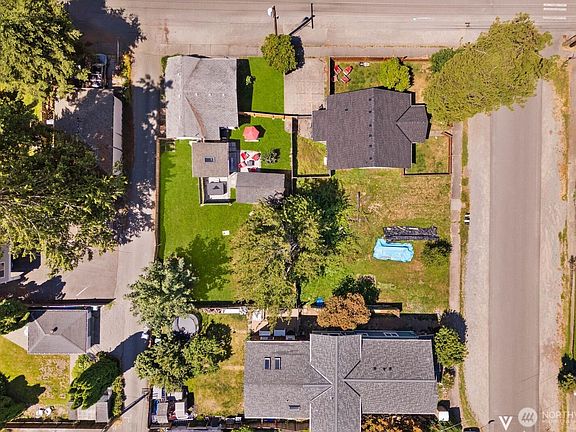 5th image of 60 2nd Avenue NE