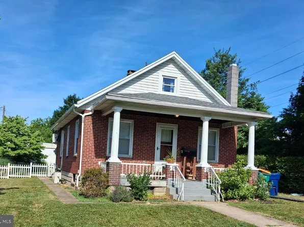 43 S Morwood Ave, West Lawn, PA 19609