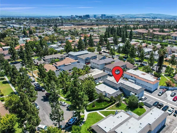 418 Nobel Ave, Santa Ana, CA 92707