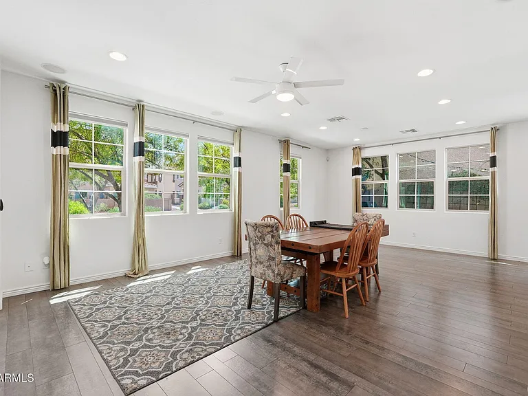 464 N Ranger Trl — Photo 8