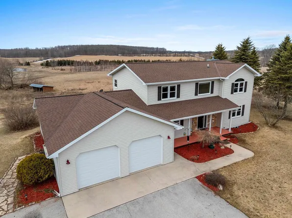 4879 Mathey Rd, Sturgeon Bay, WI 54235
