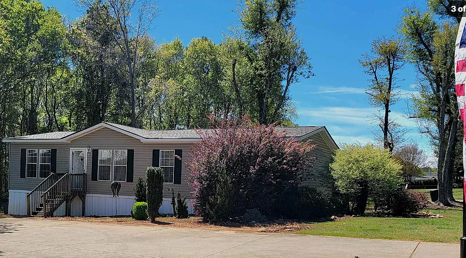1003 Rogers Bridge Rd