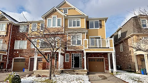 275 Woodley Cres Photo 1