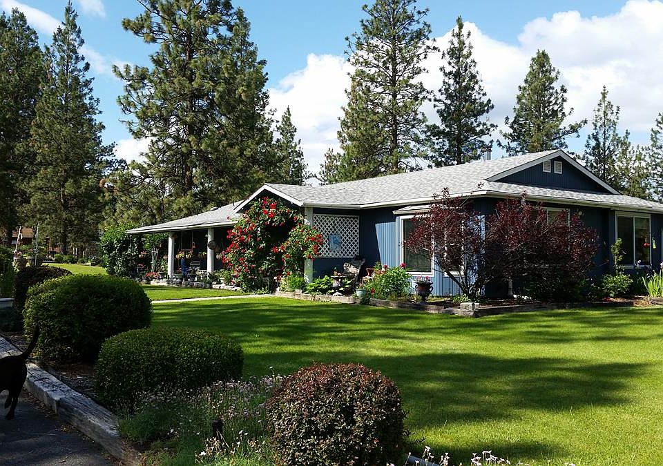 1st image of 5 Oakes Dr