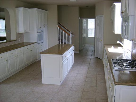 4th image of 22419 Bridgehaven Dr