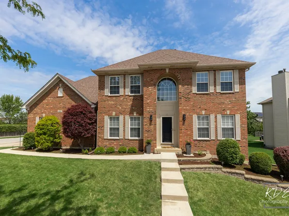 497 Treasure Dr, Oswego, IL 60543