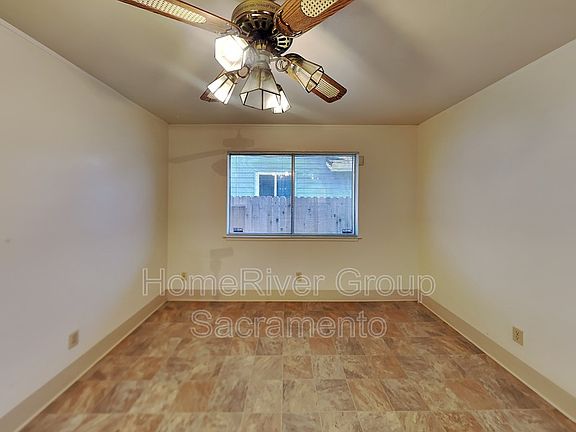 3rd image of 6704 50th St