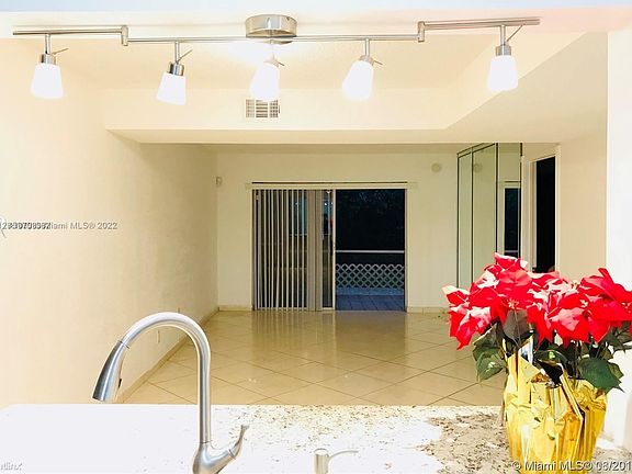 4th image of 3022 Coral Springs Dr