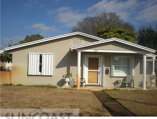 1st image of 601 90th Ave N