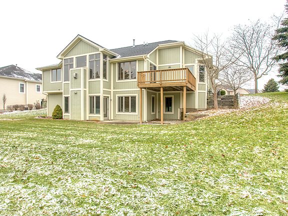 3rd image of 2200 Teal Ct SE #165