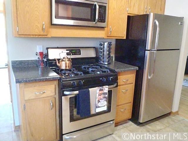 1st image of 820 Mississippi St NE