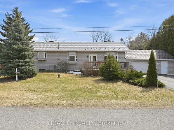 6560 Jack Pine Cres, Ottawa, ON K4P 1E1