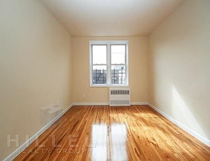 5th image of 14202 84th Dr APT 1L