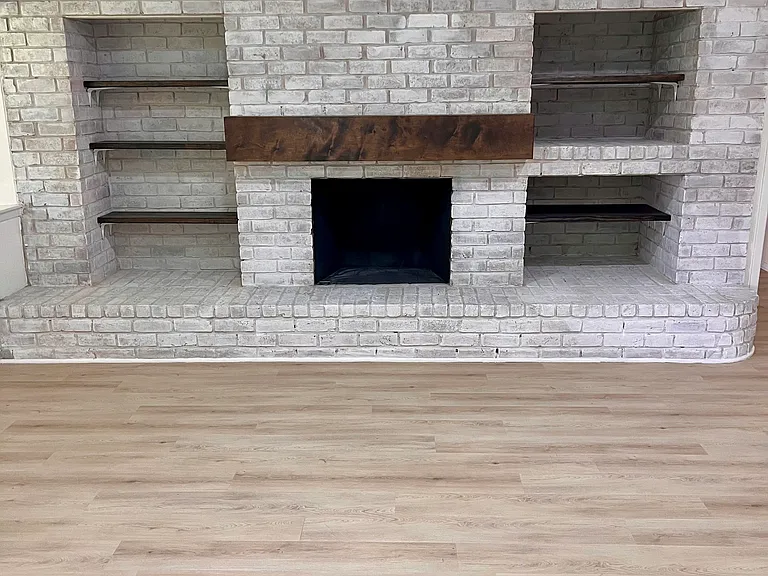 802 Voyager Dr — Photo 11