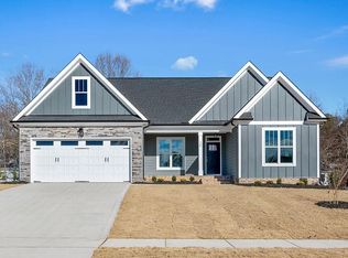 176 Lambert Ln, Fuquay Varina, NC 27526