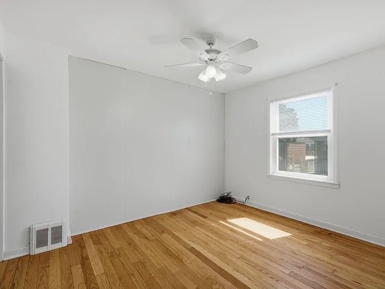6456 S Lockwood Ave — Photo 11