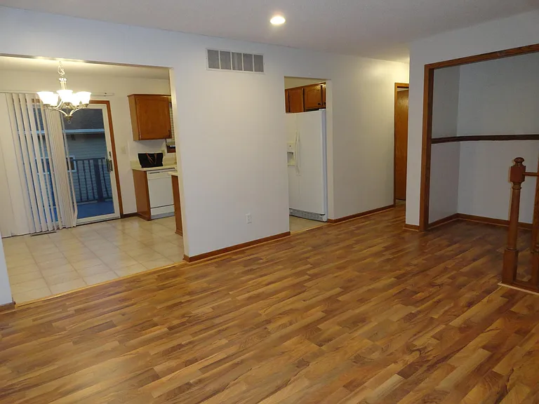 1852 Evergreen Dr NW — Photo 10