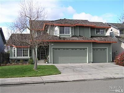 1st image of 691 Natalie Dr