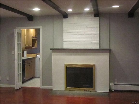 4th image of 3519 Hillside Dr