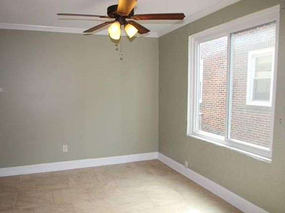 5th image of 1524 McFarland Rd APT 1