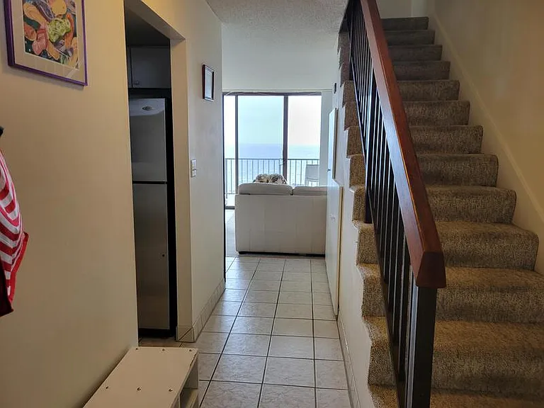 2405 Kalanianaole St #Penthouse 1-11 — Photo 8