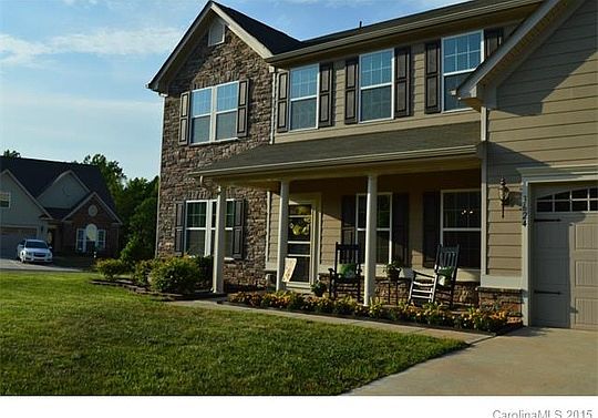 5th image of 3624 English Garden Dr
