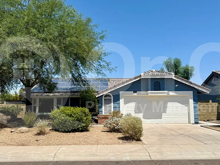 18439 N 56th Dr — Photo 1