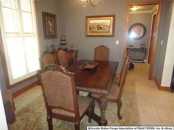 3rd image of 40144 Swan Cir