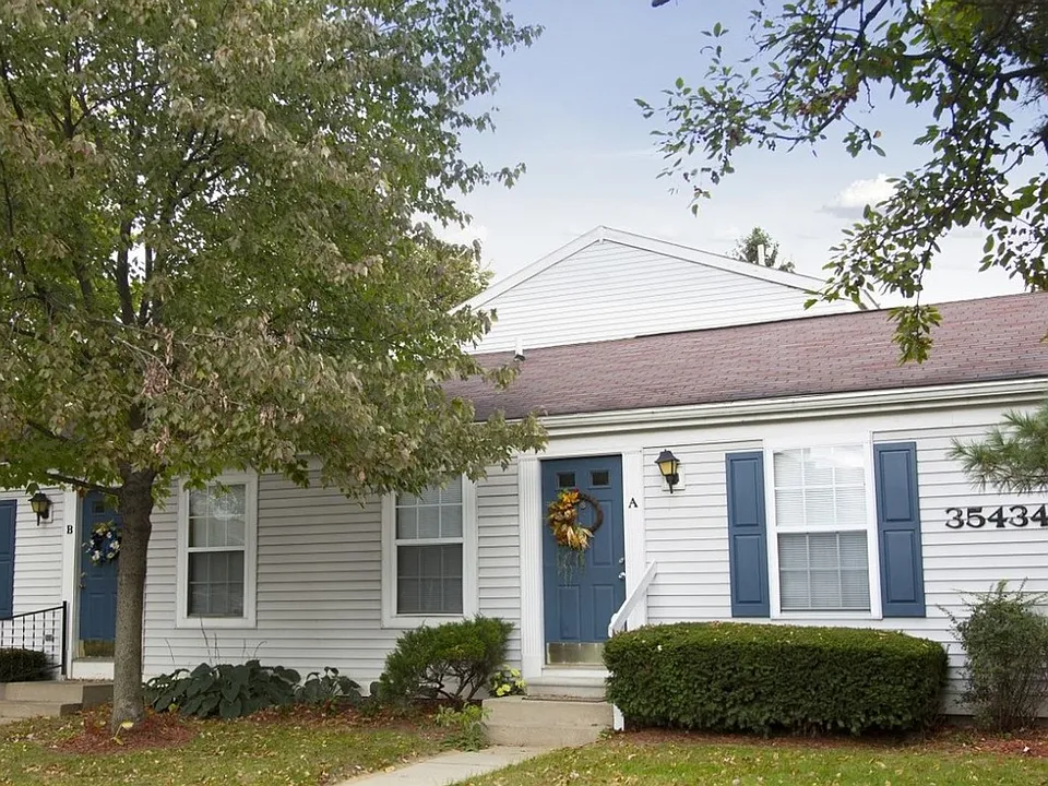 Hickory Green Apartments of Westland