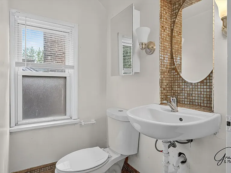 14800 Tacoma St — Photo 21