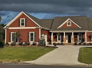 236 Muscadine Trl, Wallace, NC 28466