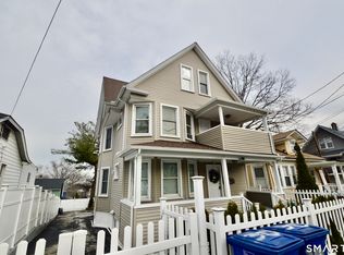 32 Boston Ter Floor 2, Bridgeport, CT 06610