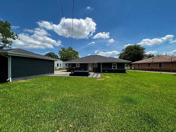 3rd image of 3020 Dawson Ln