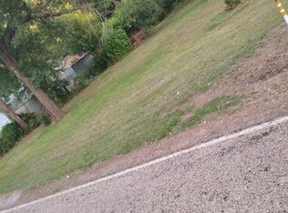 560 E Humble Rd, Overton, TX 75684
