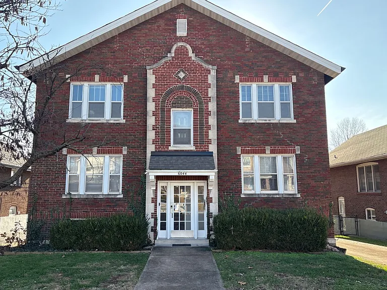 6044 Arsenal St — Photo 1