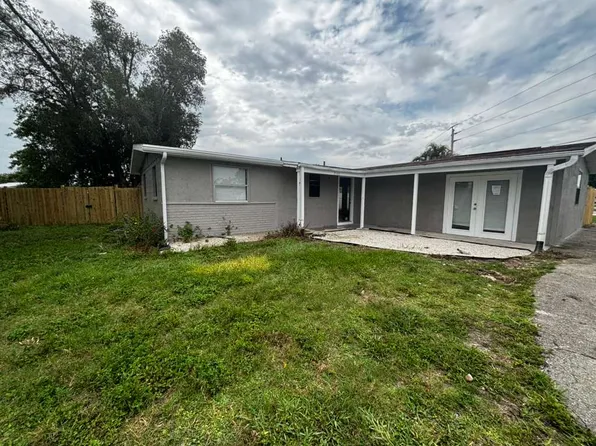 3165 Port Charlotte Blvd, Pt Charlotte, FL 33952