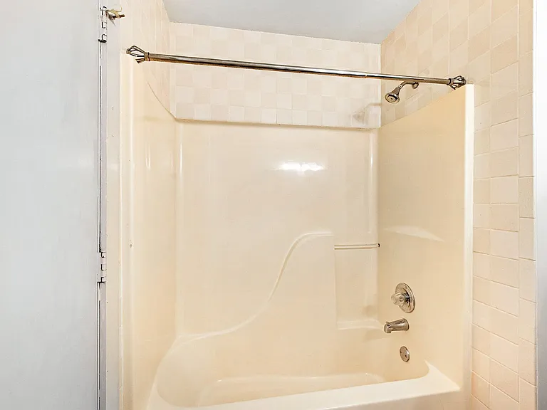 3606 Top Of The Pines Ct — Photo 14