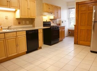 516 Talbot Ave APT 3, Dorchester Center, MA 02124
