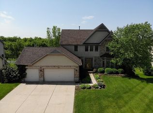 5375 Fox Path Ln, Hoffman Estates, IL 60192