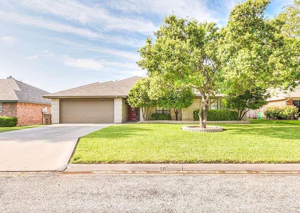 1st image of 3217 Forest Hill Dr