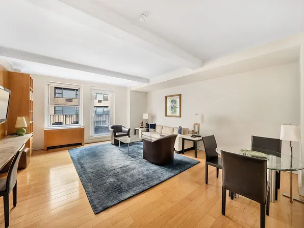 111 E 56th St #1206, New York, NY 10022