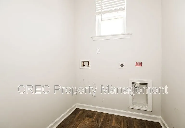 928 Woodside Creek Ln — Photo 14