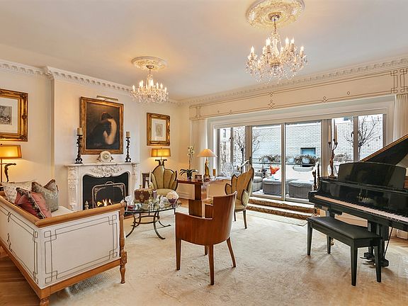 3rd image of 200 E 57th St APT 12H