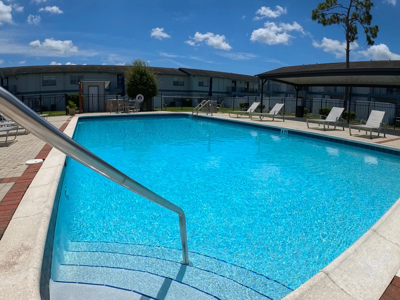 Serenity Lake Apartments — Photo 3