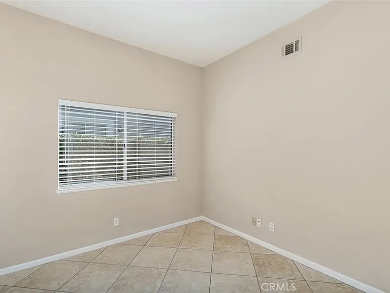 24911 Stonegate Ln — Photo 8