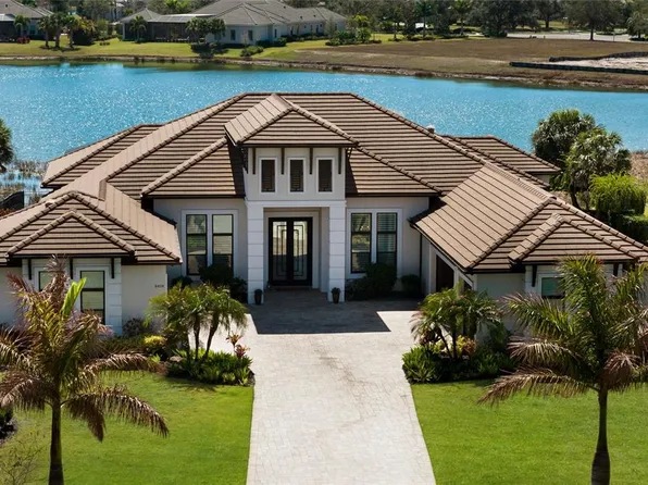 8428 Lindrick Ln, Bradenton, FL 34202