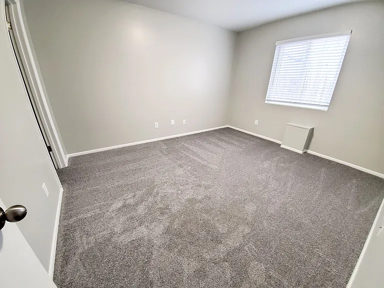 Sugarbush Apartments — Photo 101